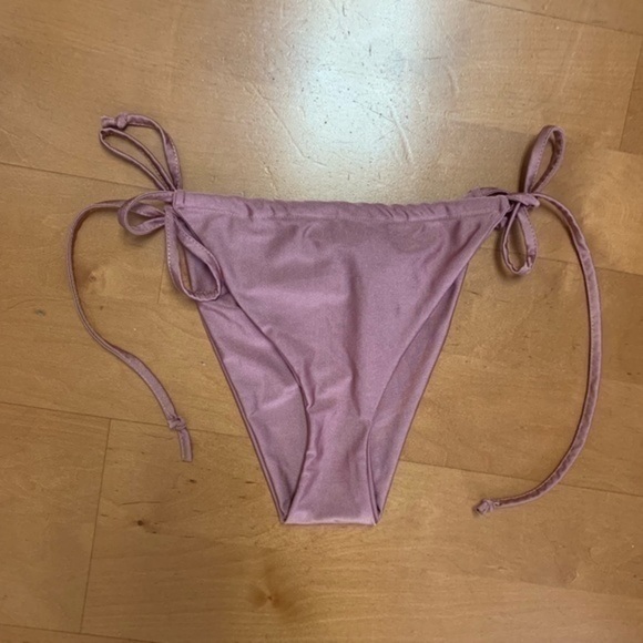 Nasty Gal Maybe high leg tie up bikini bottom Sz 4 - Picture 3 of 8